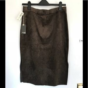 BNWT Wilfred Free Aritzia faux suede pencil skirt